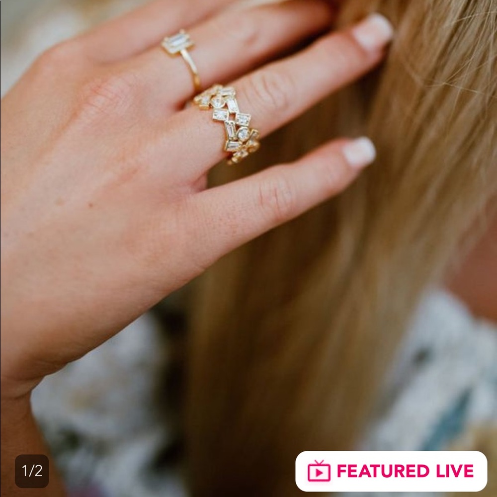 Ring - Picture 3 of 4